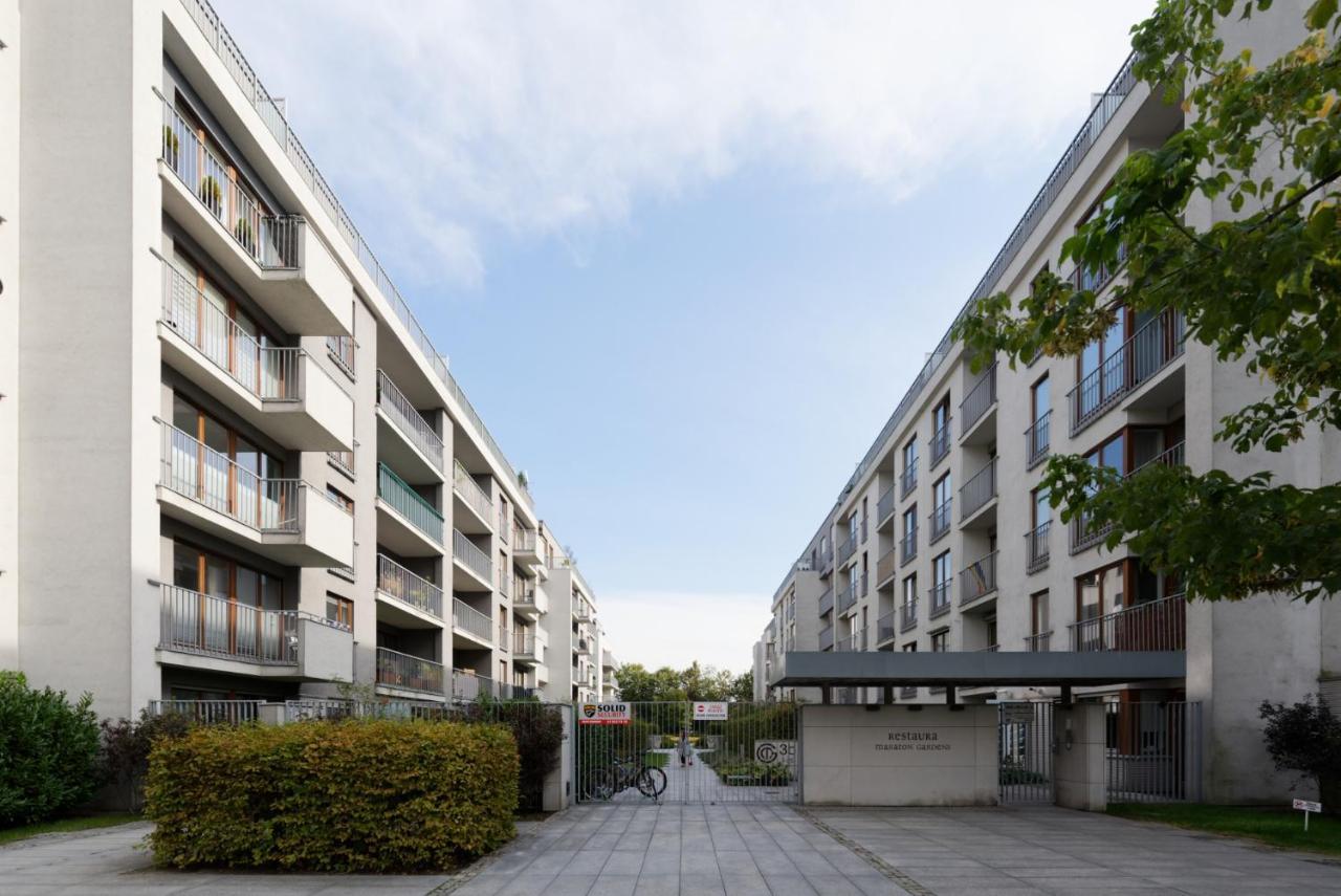 City Center Apartament Parking By Impero Poznań Exteriör bild
